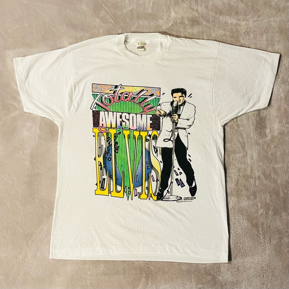 Vintage 1987 Totally Awesome Elvis Presley White T-Shirt Size Large
